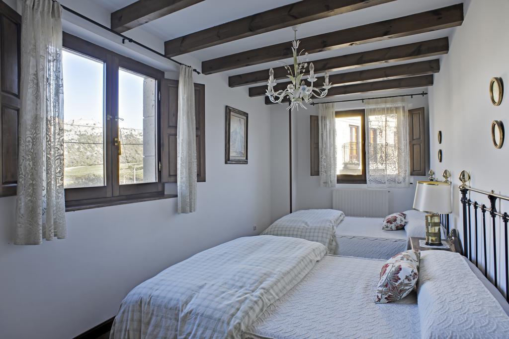 Peñacoba Casa Rural Martinez מראה חיצוני תמונה